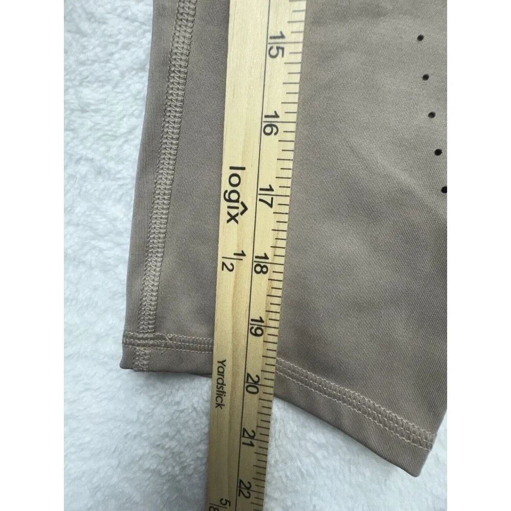 Champion Capri Leggings Women's S Tan Cropped‎ Stretch Elastic Waist Activewear